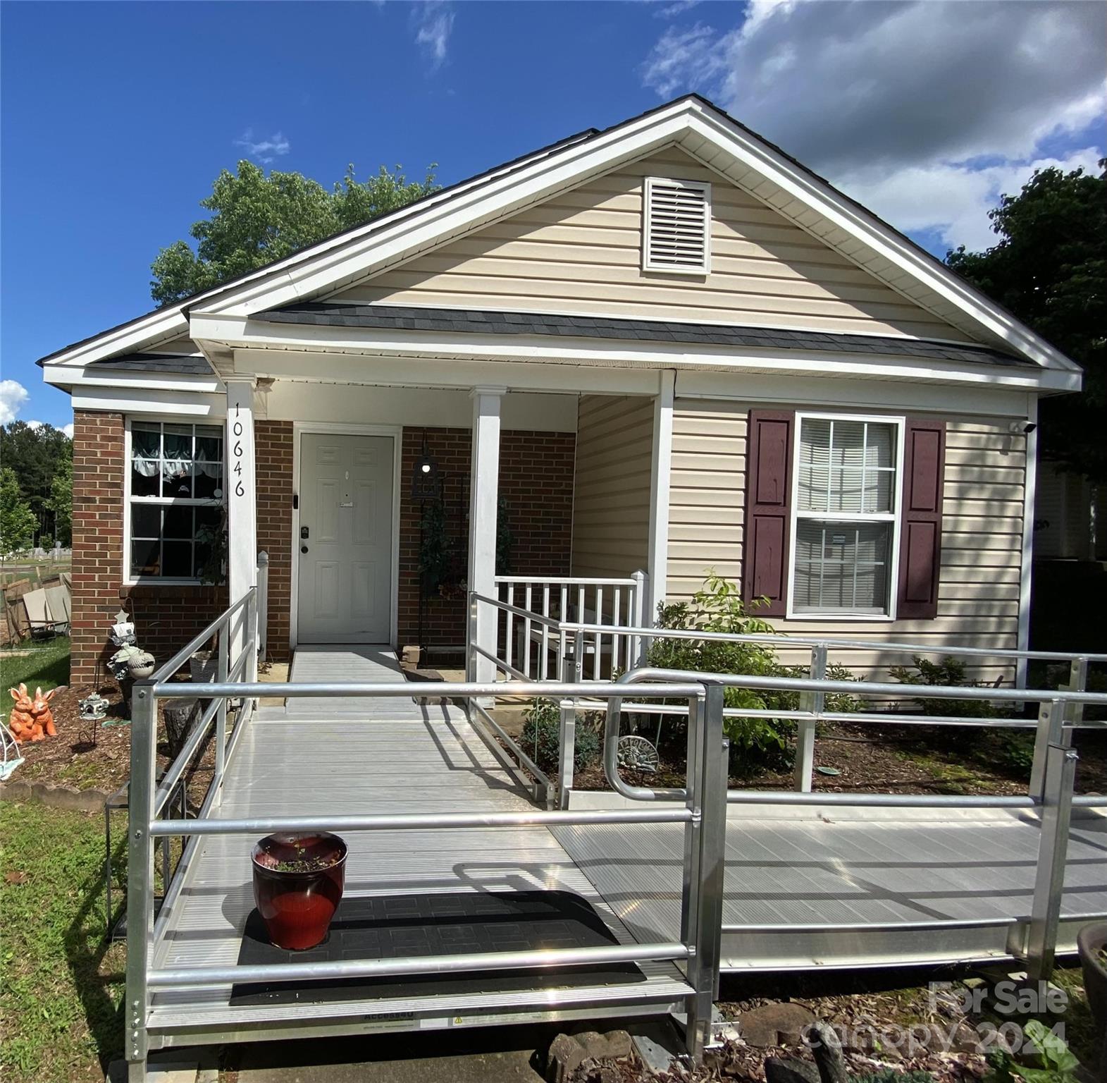 10646 Coulport Lane Charlotte NC 28215