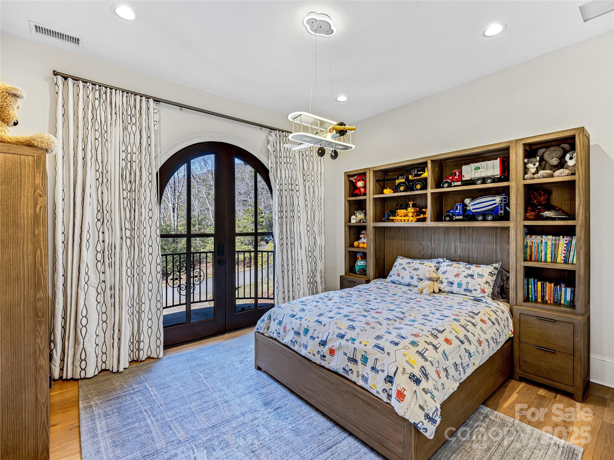 1905 White Tree Trail Arden NC 28704