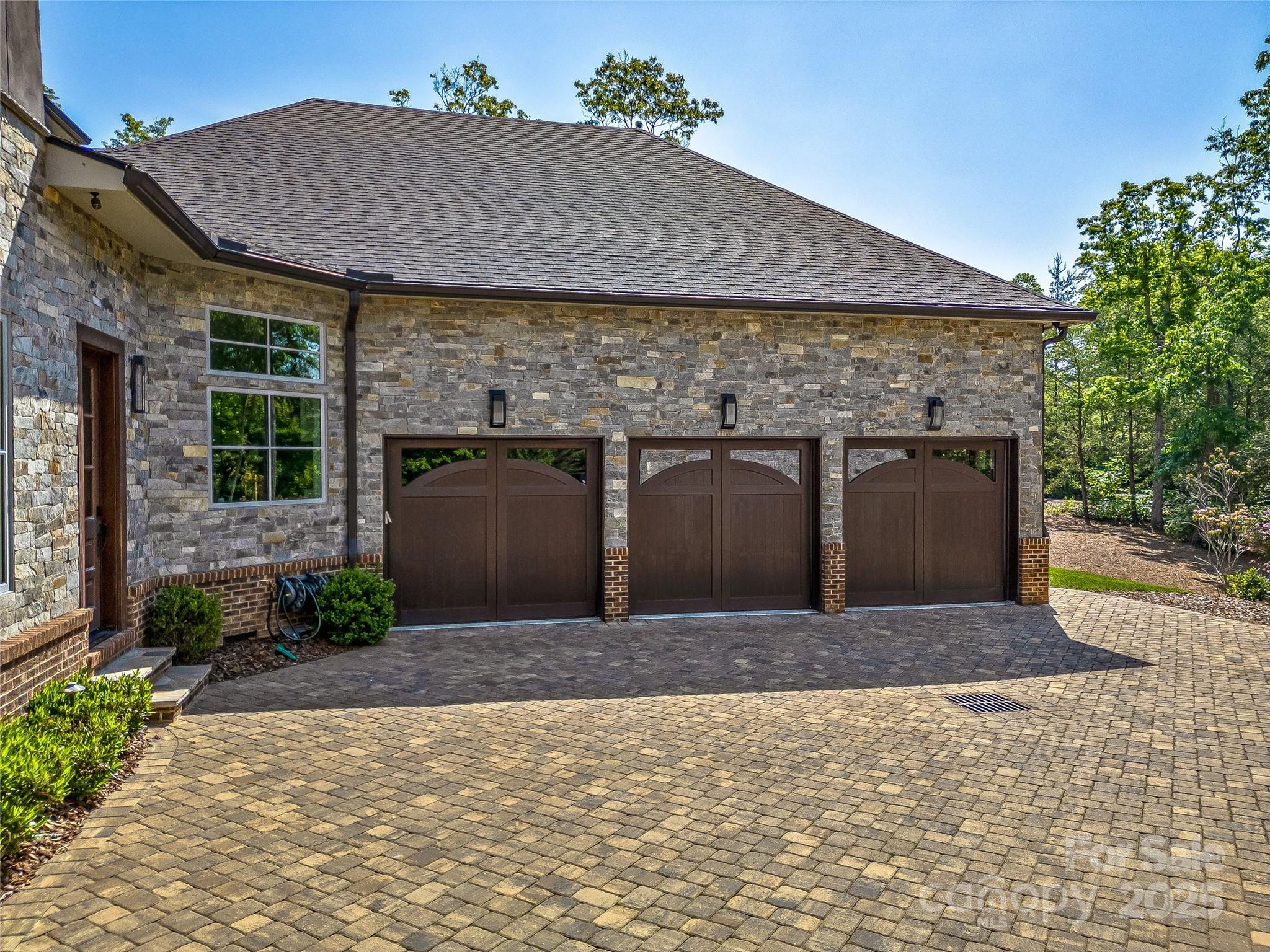 1905 White Tree Trail Arden NC 28704