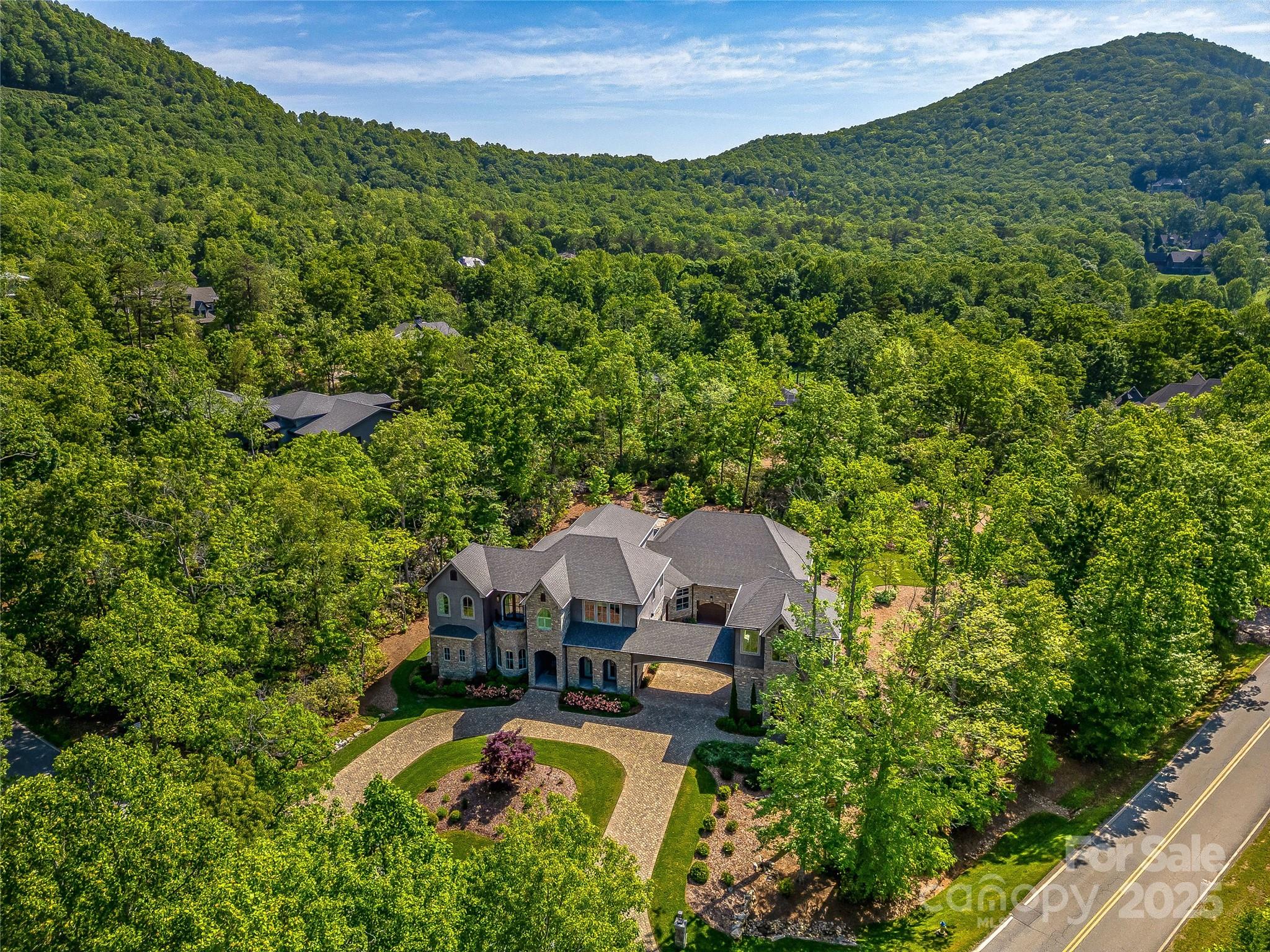 1905 White Tree Trail Arden NC 28704