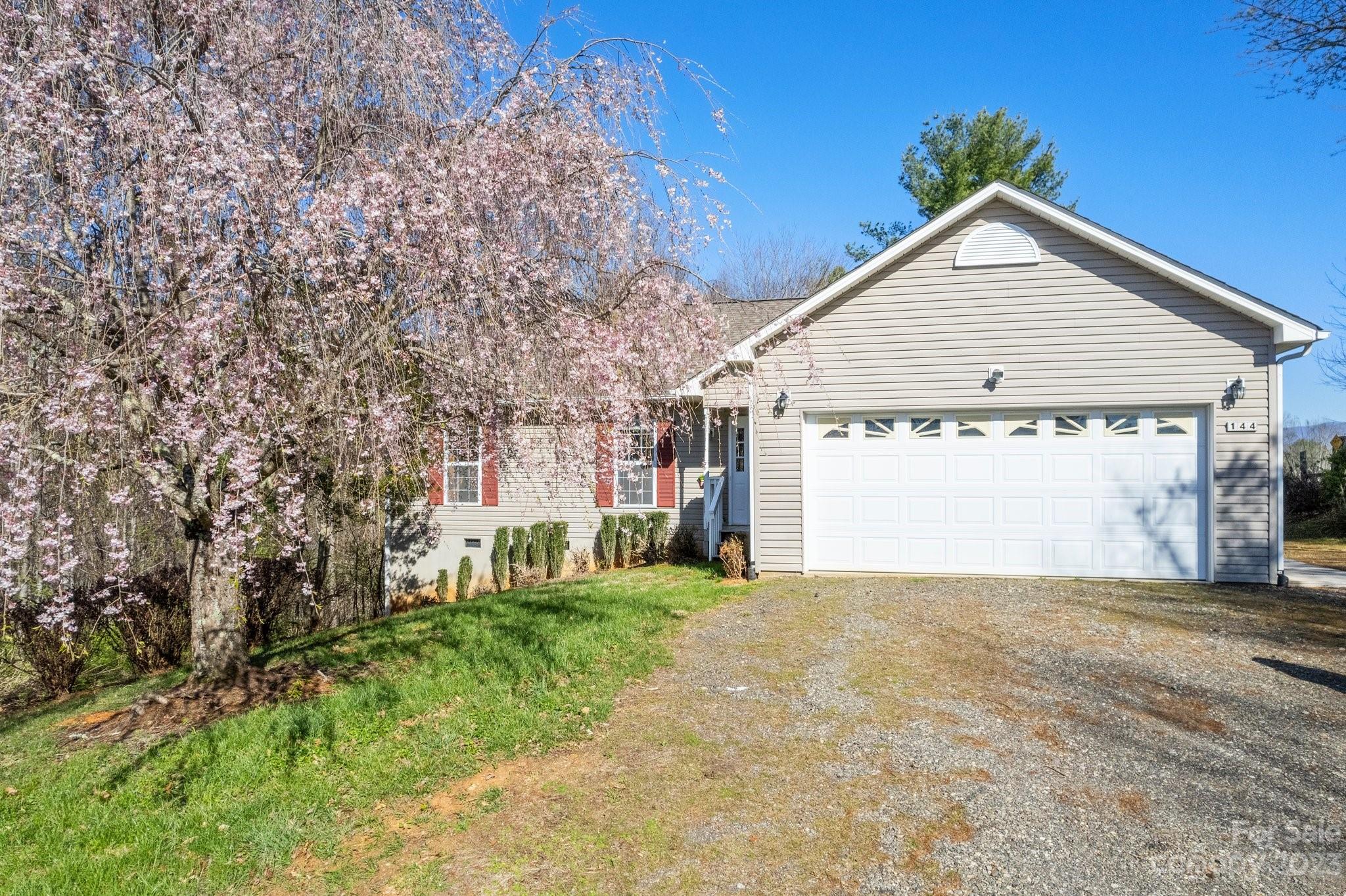 144 Honey Lane Mars Hill NC 28754