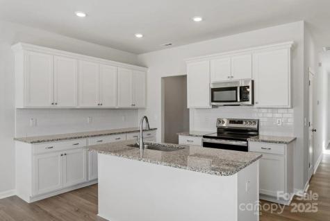 2716 Lehigh Road Charlotte NC 28208