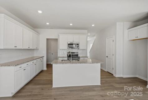 2716 Lehigh Road Charlotte NC 28208