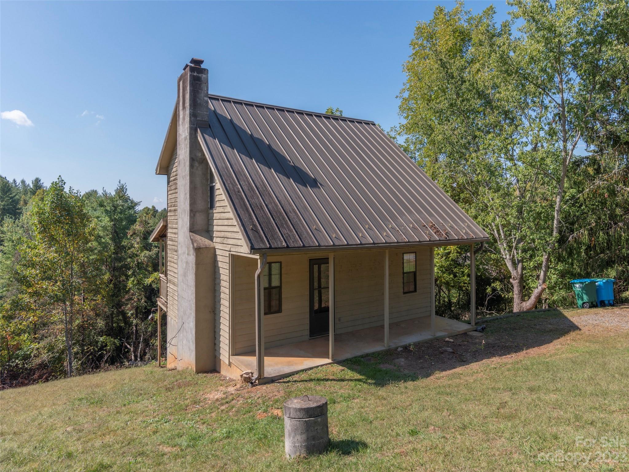 12 Bartlett Road Weaverville NC 28787