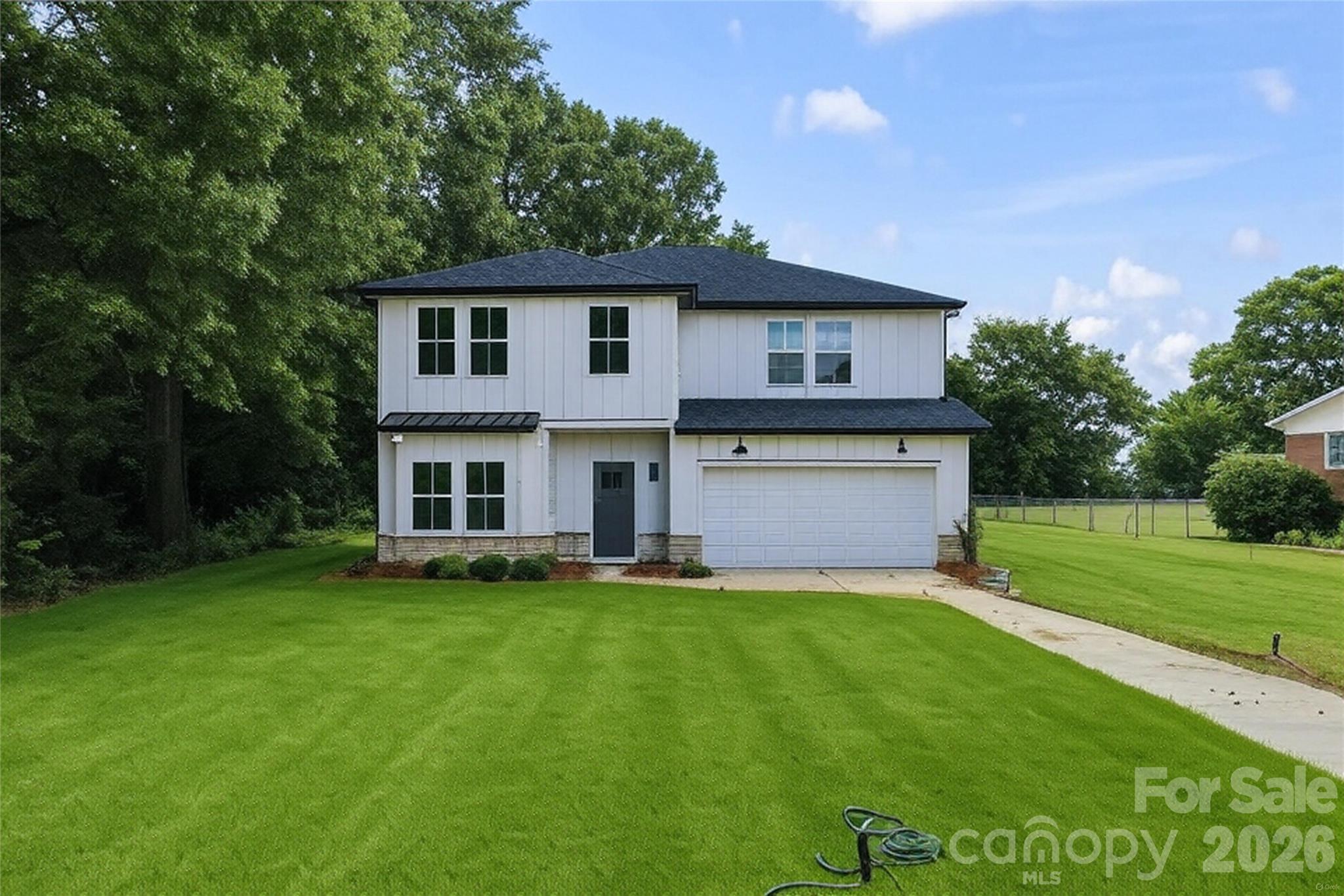 802 Patricia Avenue Harrisburg NC 28075