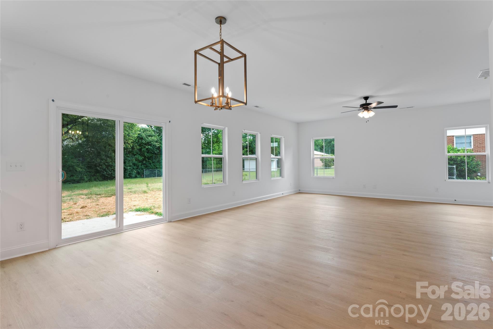 802 Patricia Avenue Harrisburg NC 28075