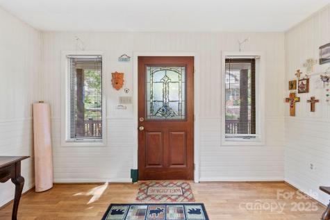 602 Tomahawk Avenue Black Mountain NC 28711