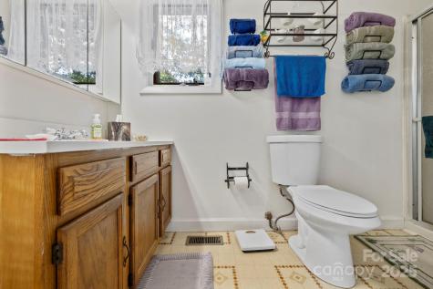 602 Tomahawk Avenue Black Mountain NC 28711