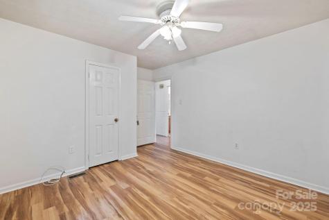 602 Tomahawk Avenue Black Mountain NC 28711