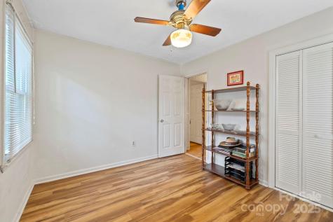 602 Tomahawk Avenue Black Mountain NC 28711