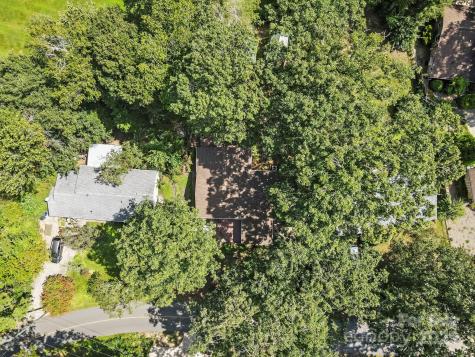 602 Tomahawk Avenue Black Mountain NC 28711