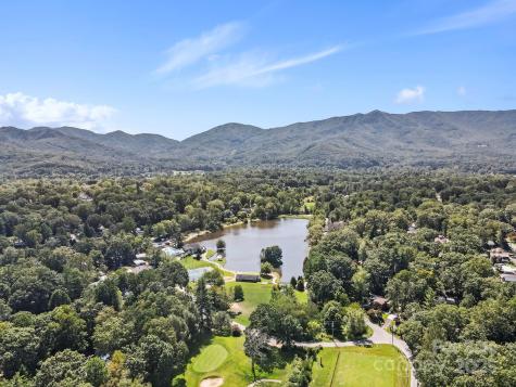 602 Tomahawk Avenue Black Mountain NC 28711