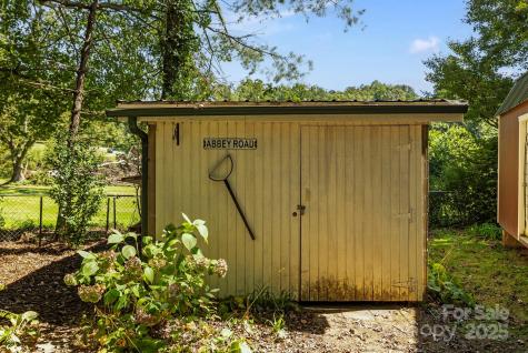 602 Tomahawk Avenue Black Mountain NC 28711