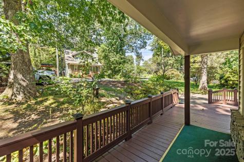 602 Tomahawk Avenue Black Mountain NC 28711