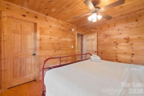 105 Palisade Drive Mill Spring NC 28756