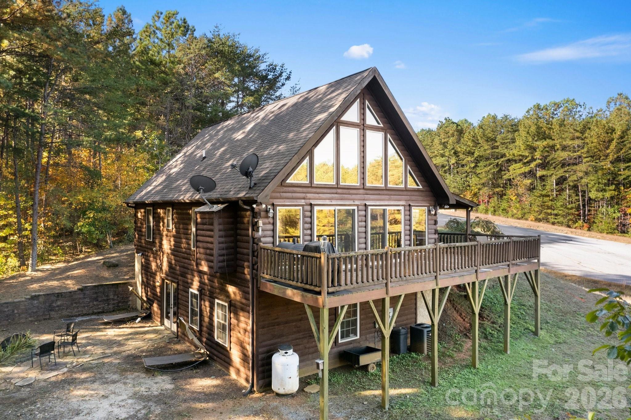 105 Palisade Drive Mill Spring NC 28756