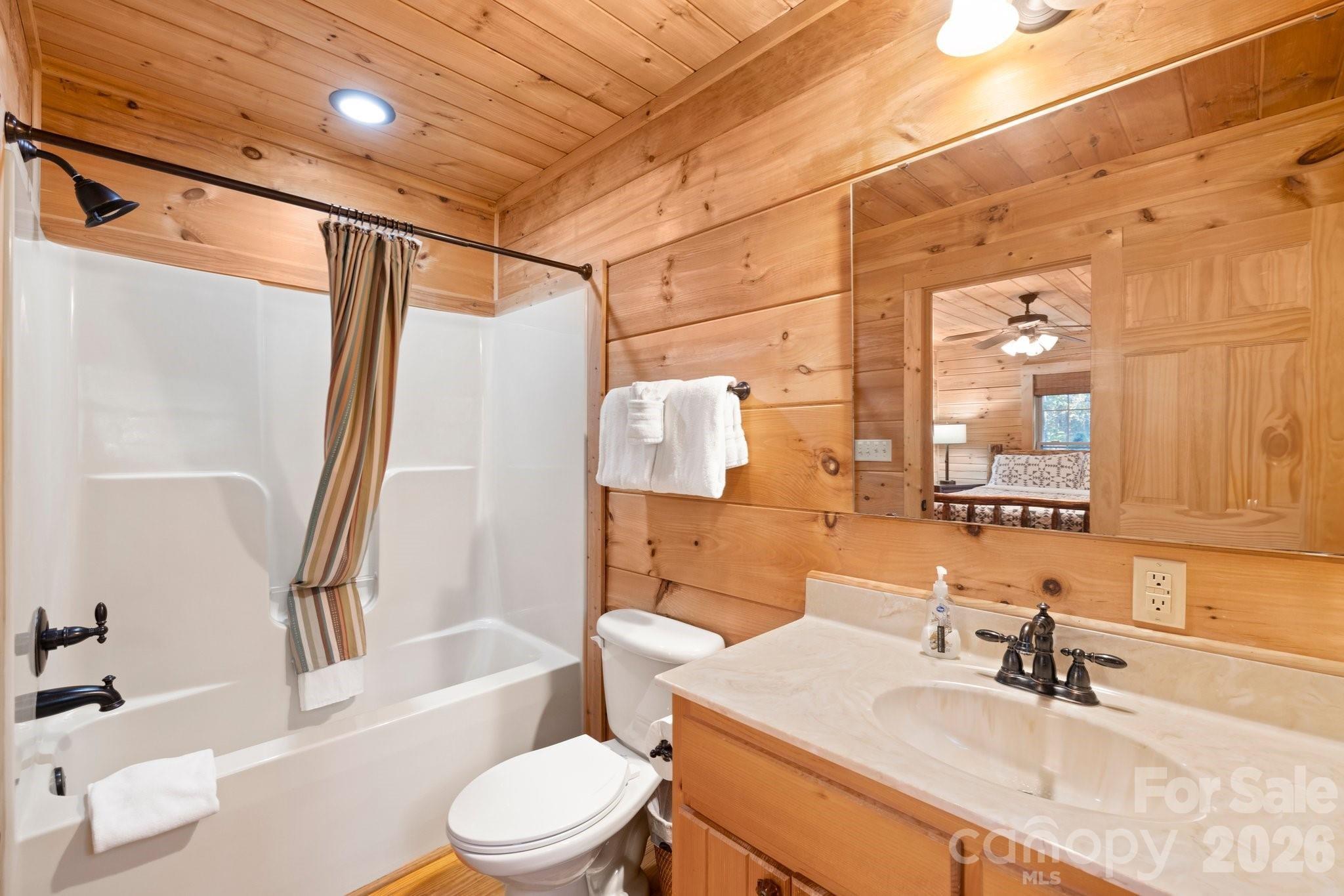 105 Palisade Drive Mill Spring NC 28756