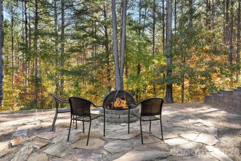 105 Palisade Drive Mill Spring NC 28756