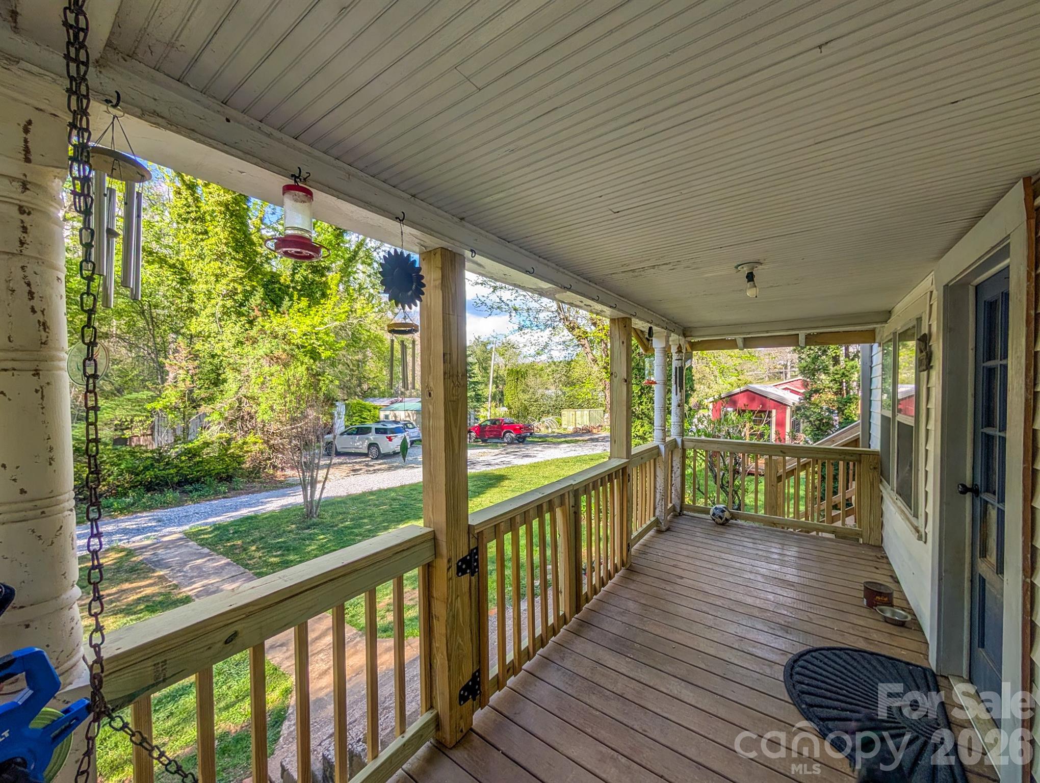 87 Henderson Lane Burnsville NC 28714