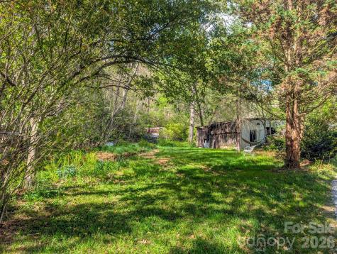 87 Henderson Lane Burnsville NC 28714