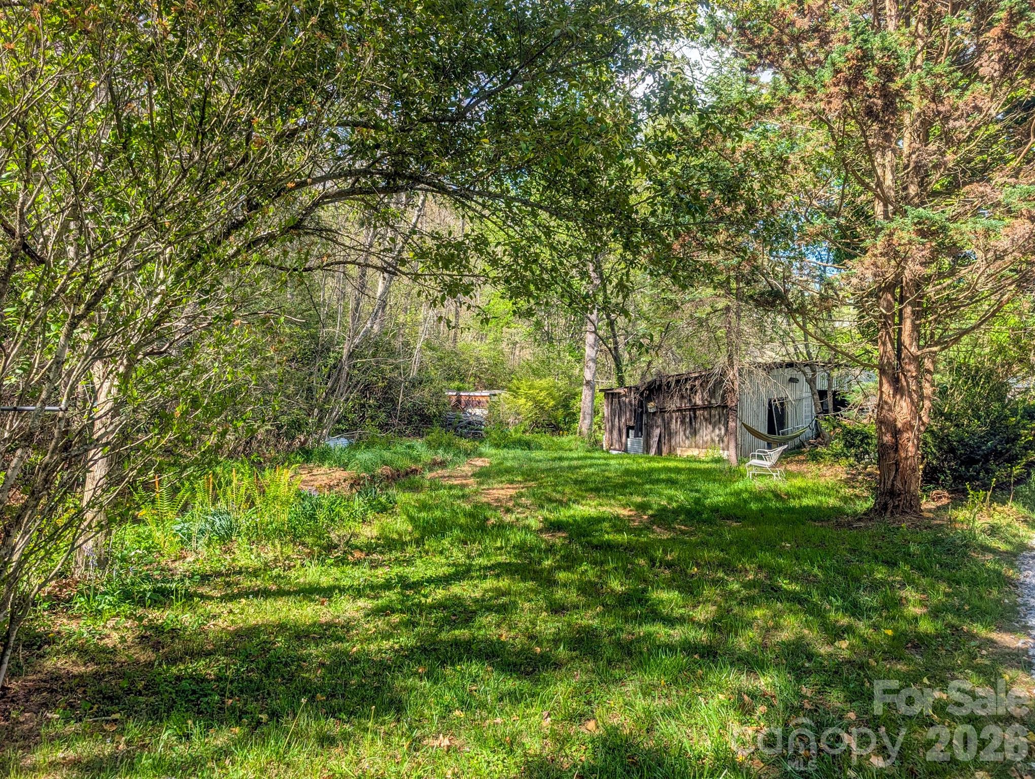 87 Henderson Lane Burnsville NC 28714