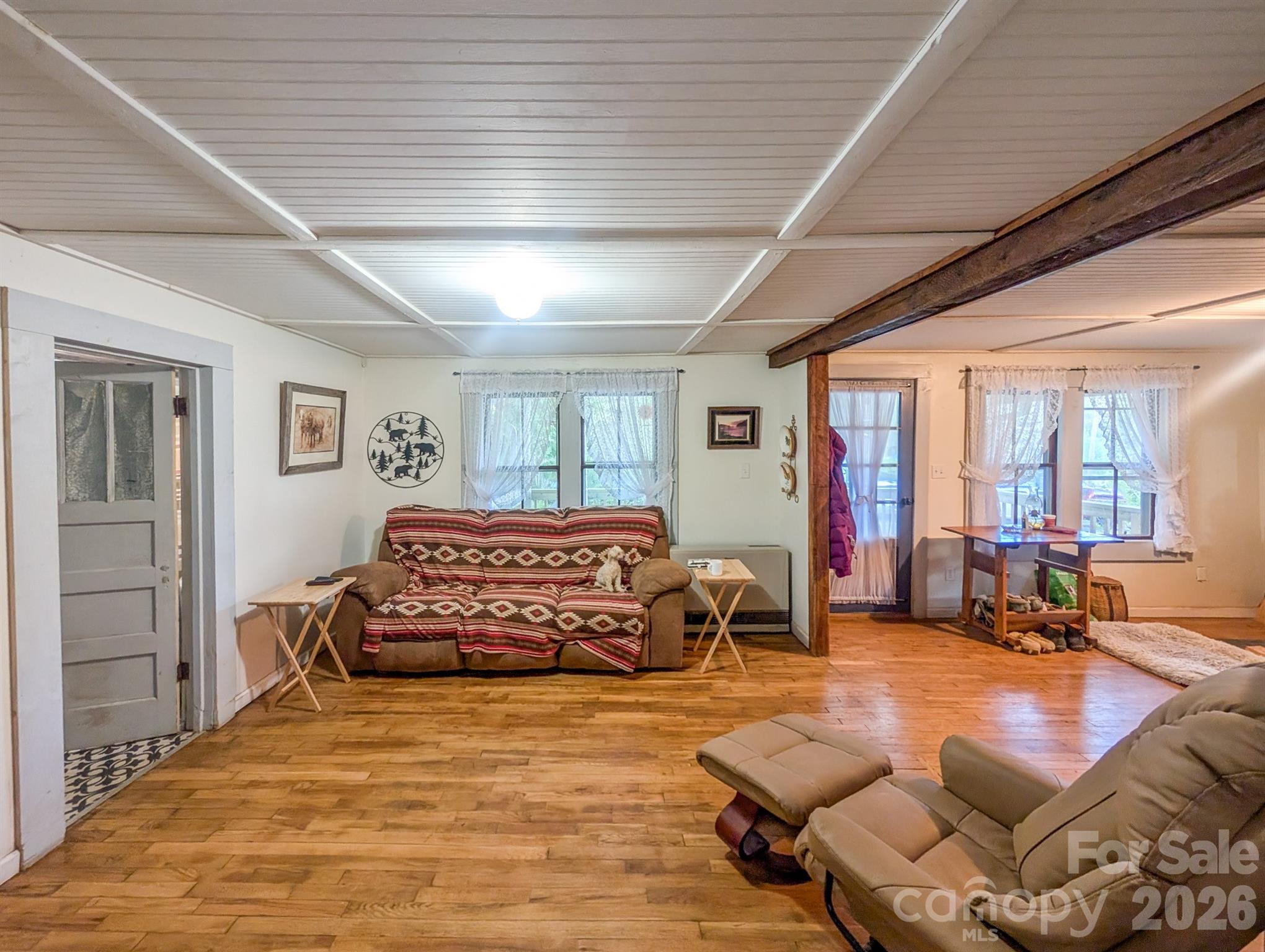 87 Henderson Lane Burnsville NC 28714