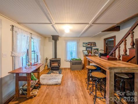 87 Henderson Lane Burnsville NC 28714
