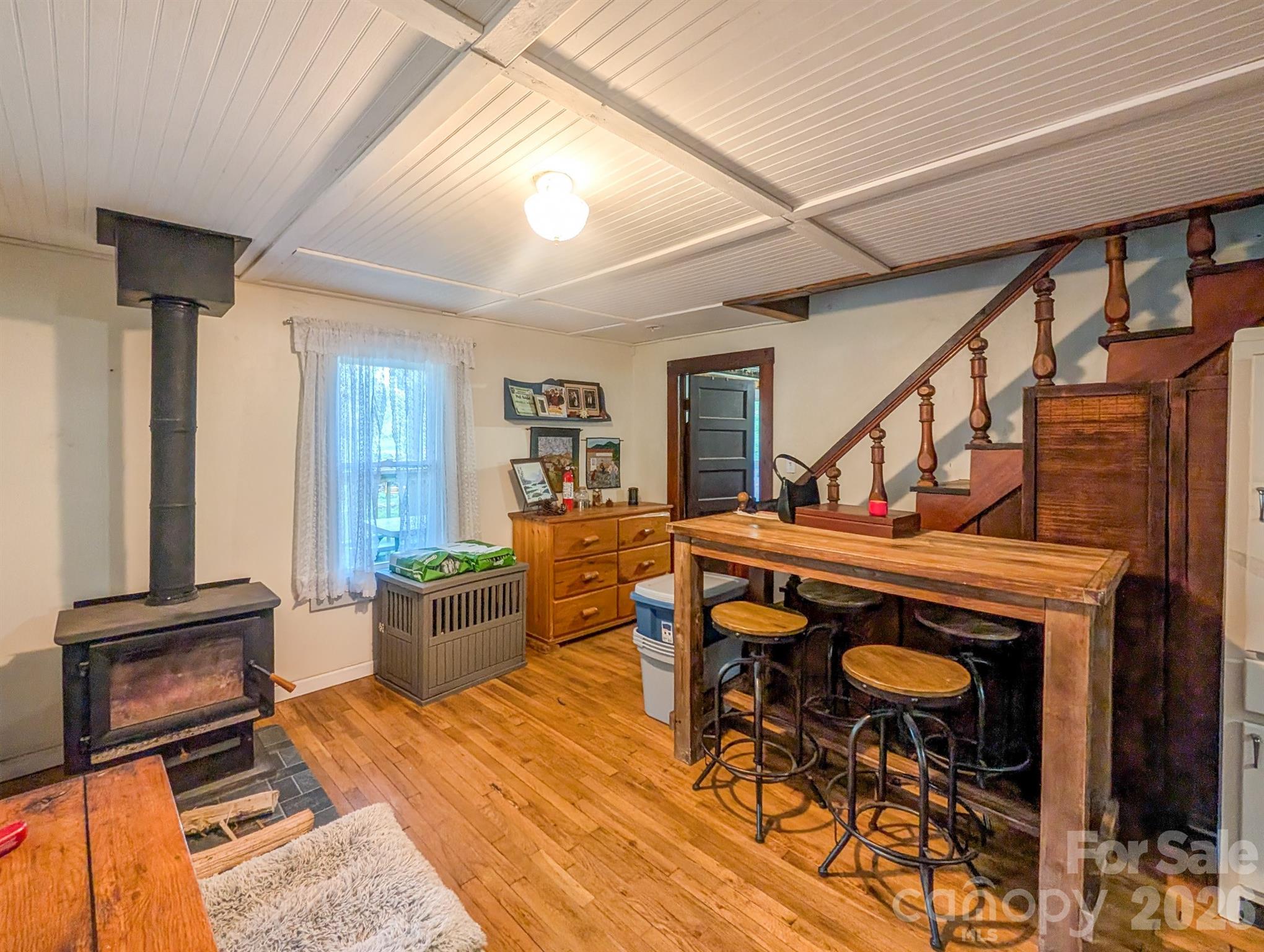 87 Henderson Lane Burnsville NC 28714