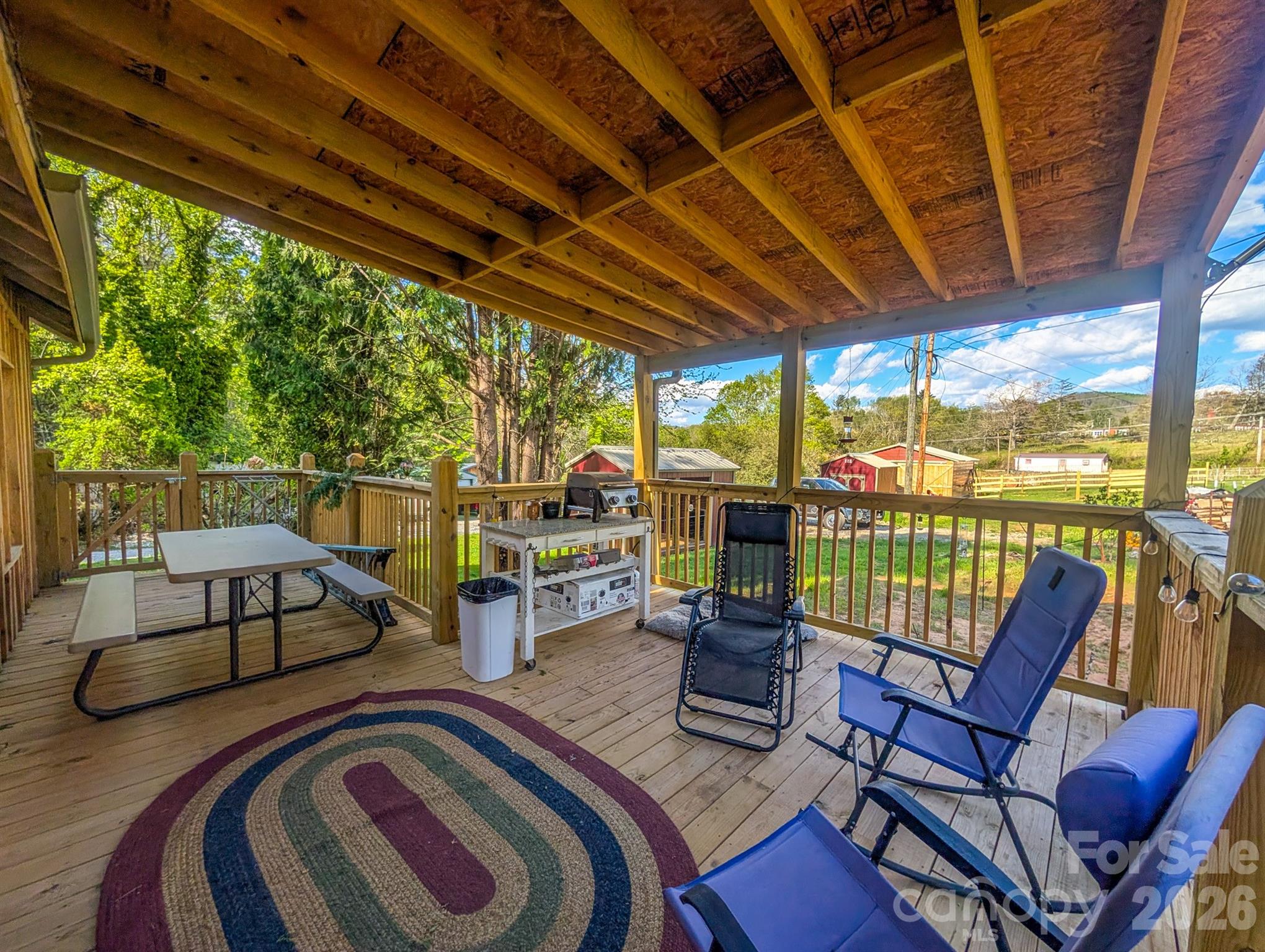 87 Henderson Lane Burnsville NC 28714