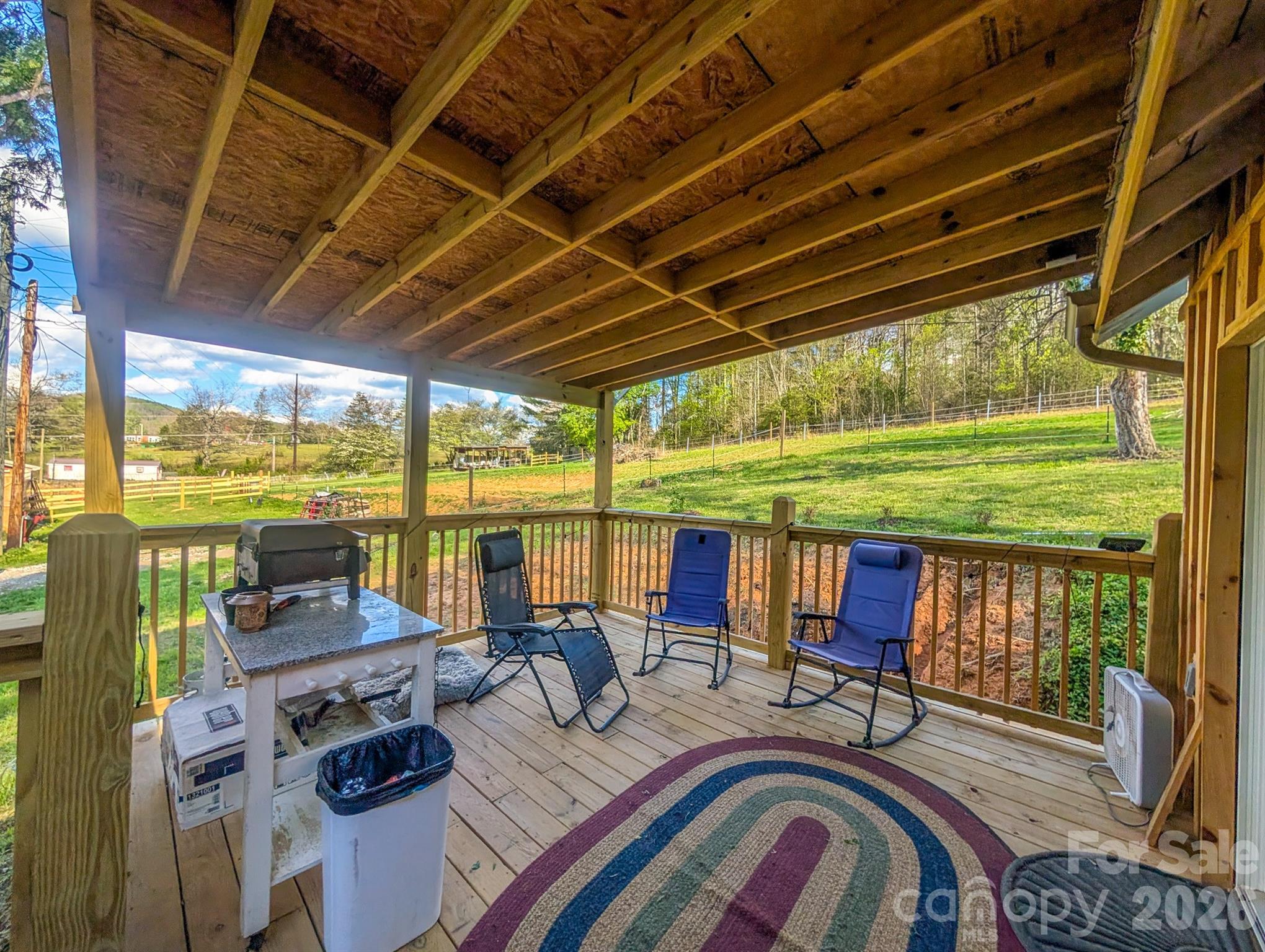 87 Henderson Lane Burnsville NC 28714