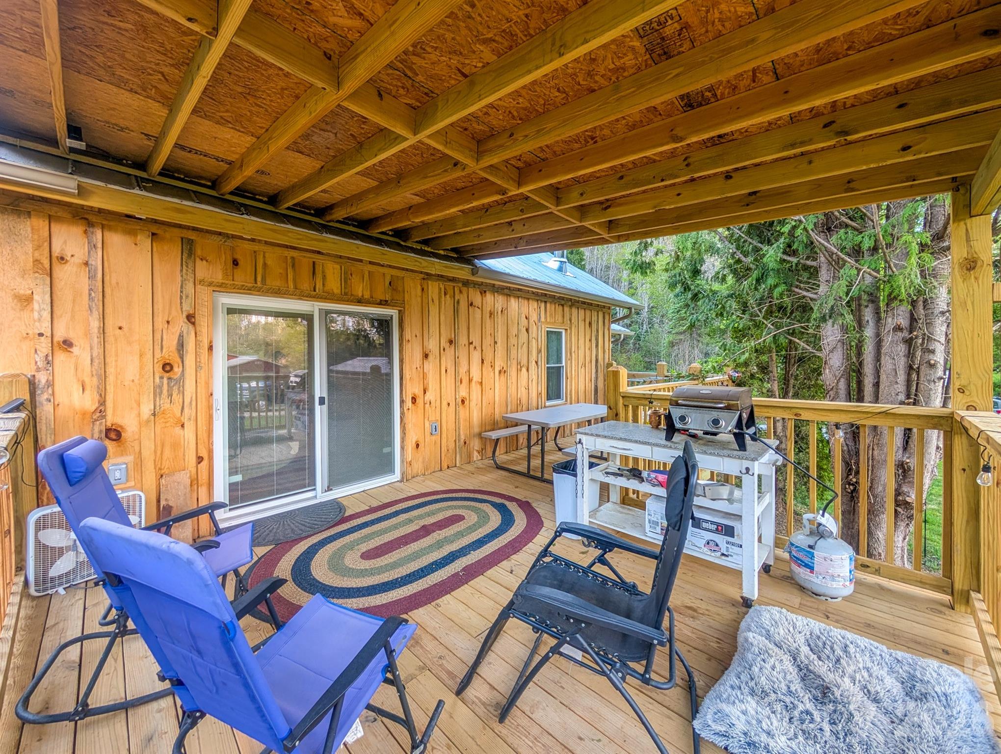 87 Henderson Lane Burnsville NC 28714