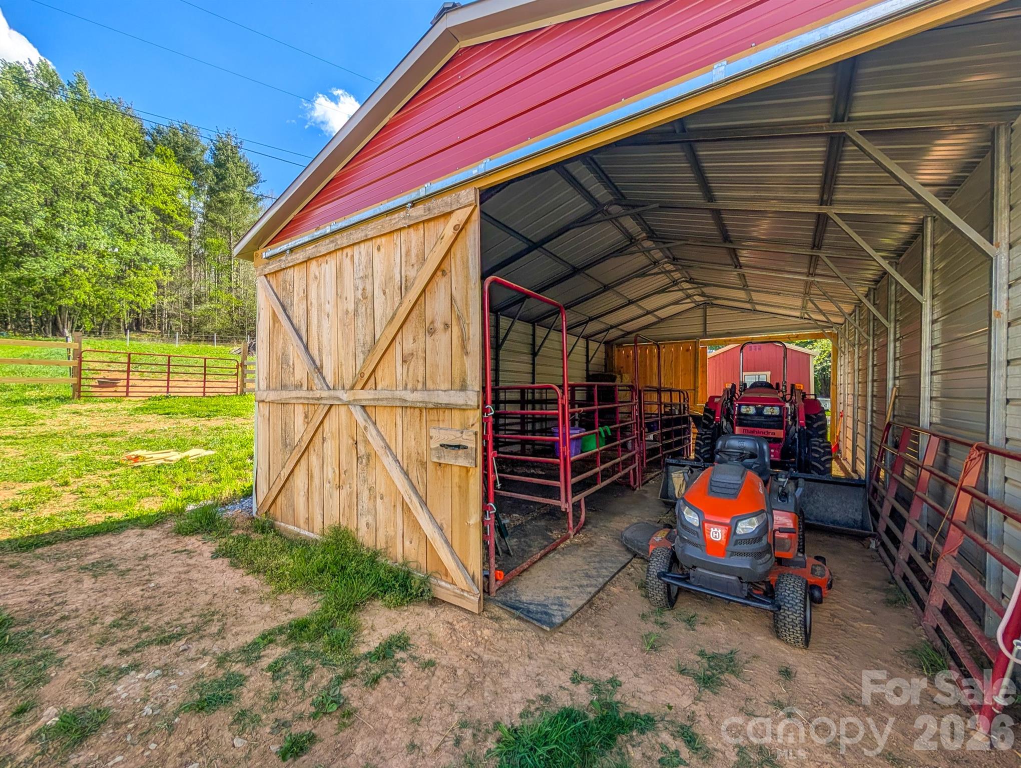 87 Henderson Lane Burnsville NC 28714
