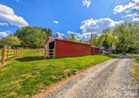 87 Henderson Lane Burnsville NC 28714