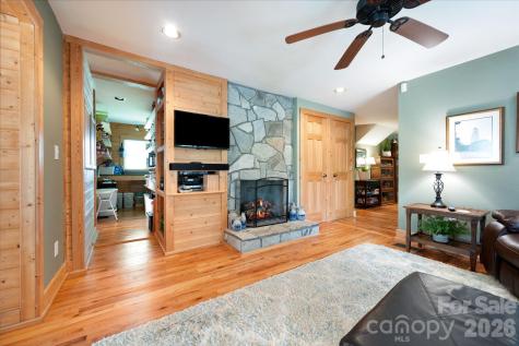 90 Jonestown Road Asheville NC 28804