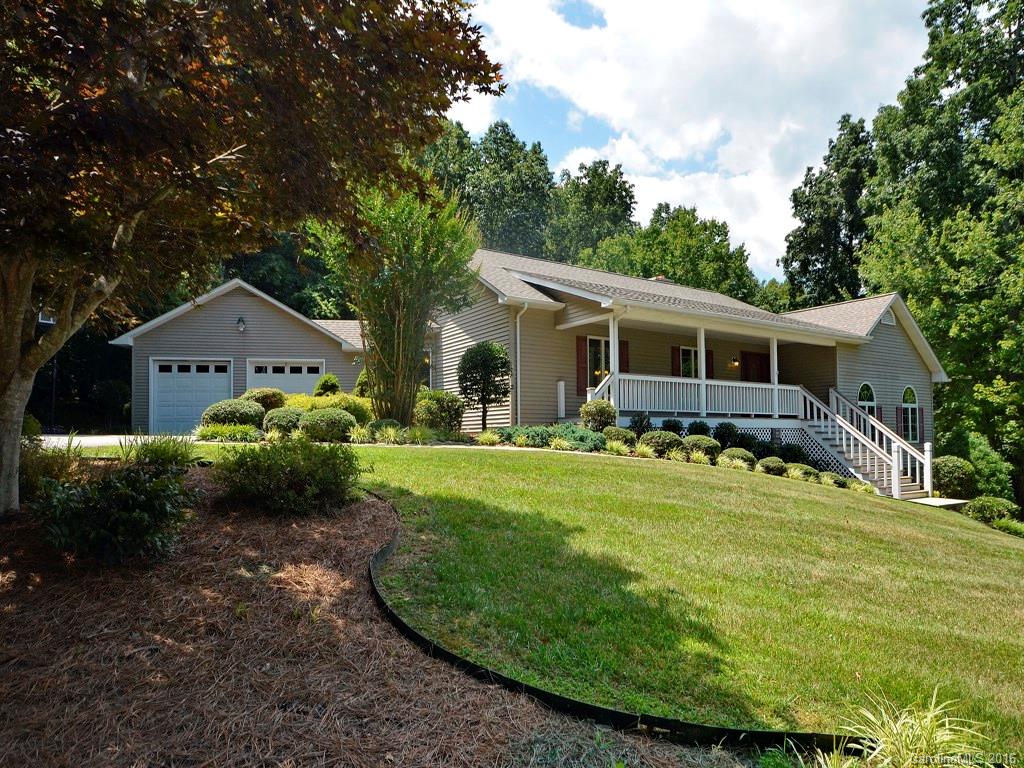 744 Redfield Drive Clyde NC 28721