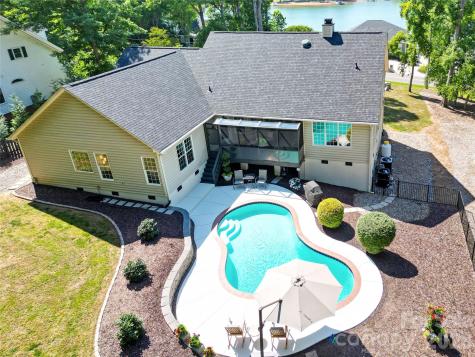 724 Big Indian Loop Mooresville NC 28117
