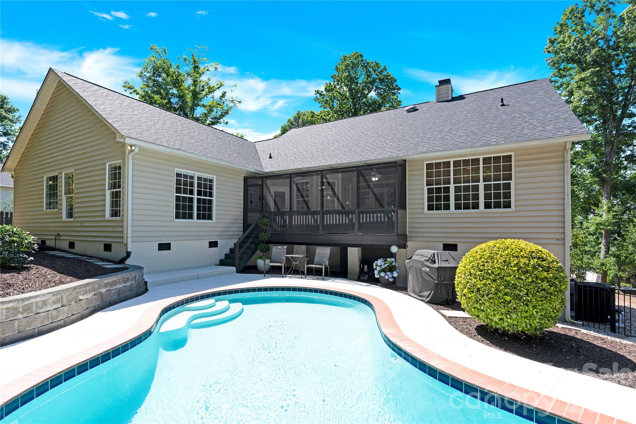 724 Big Indian Loop Mooresville NC 28117