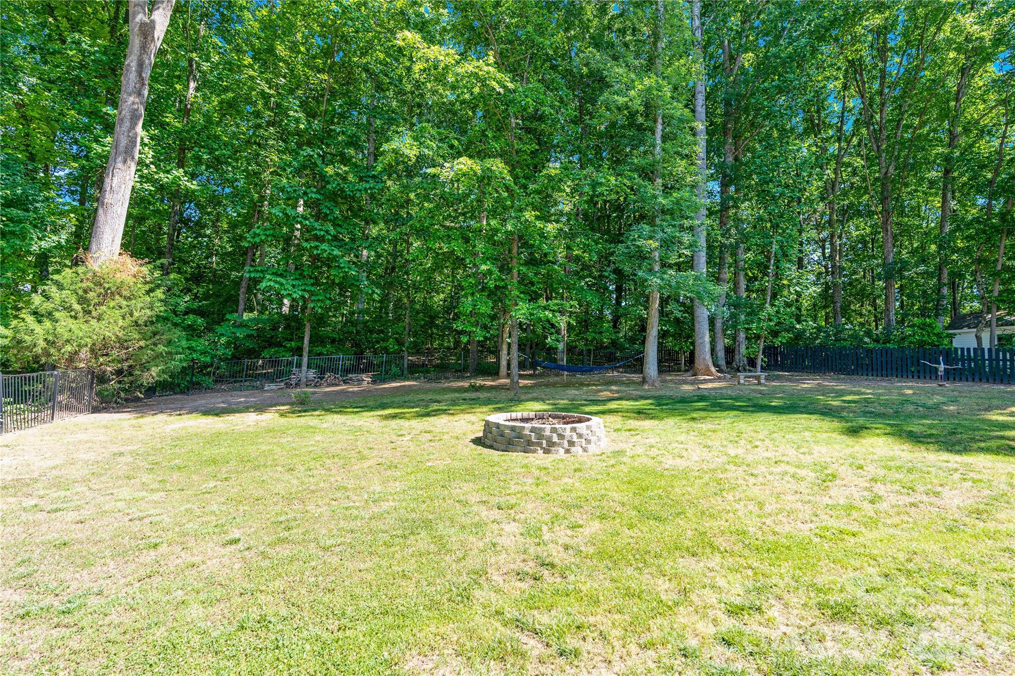 724 Big Indian Loop Mooresville NC 28117