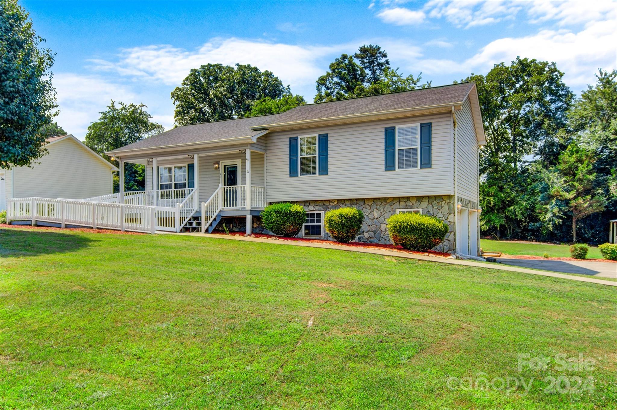 5815 Sparrow Drive Granite Falls NC 28630