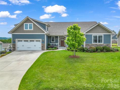 27 Spelter Street Hendersonville NC 28792
