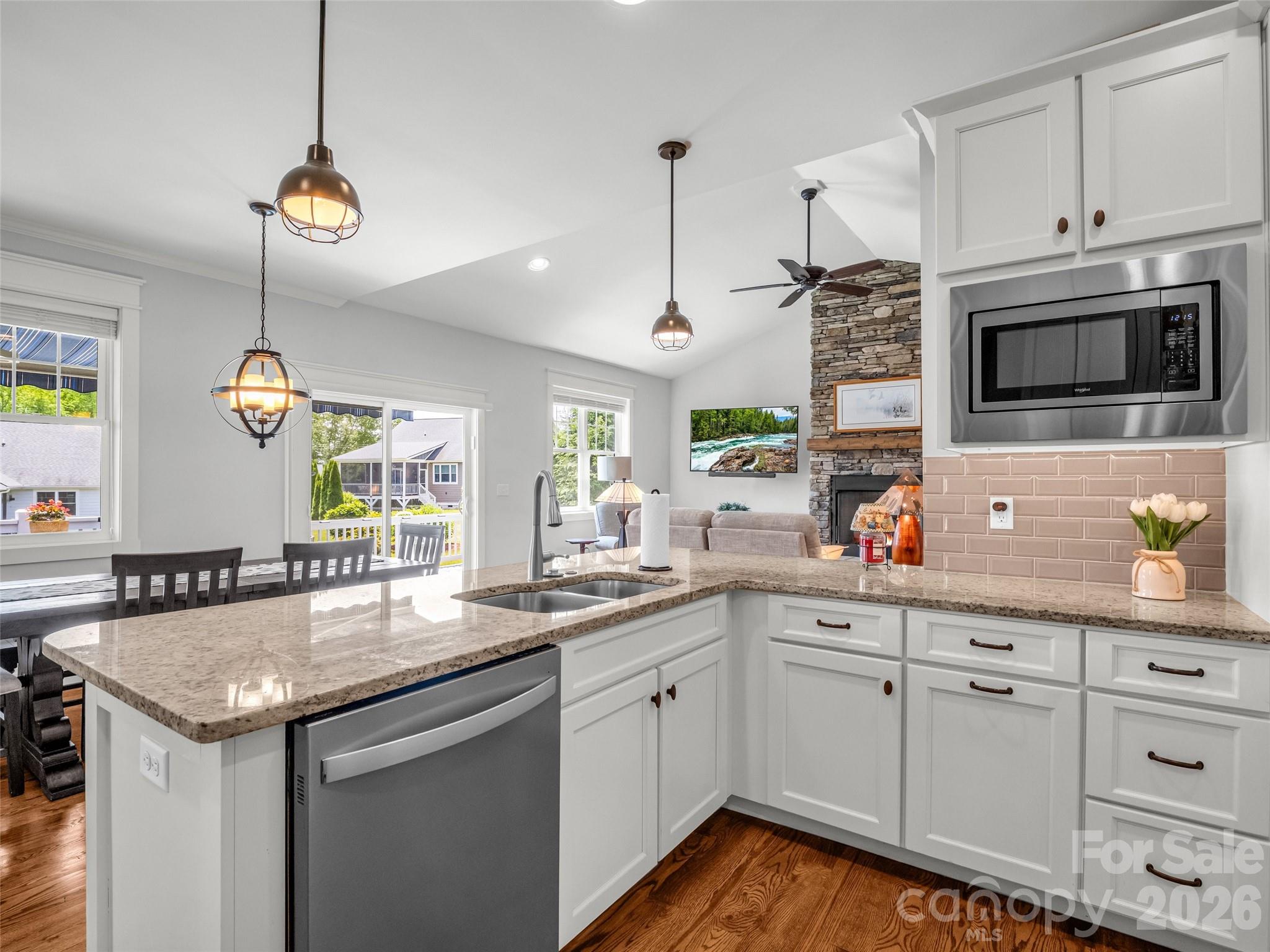 27 Spelter Street Hendersonville NC 28792