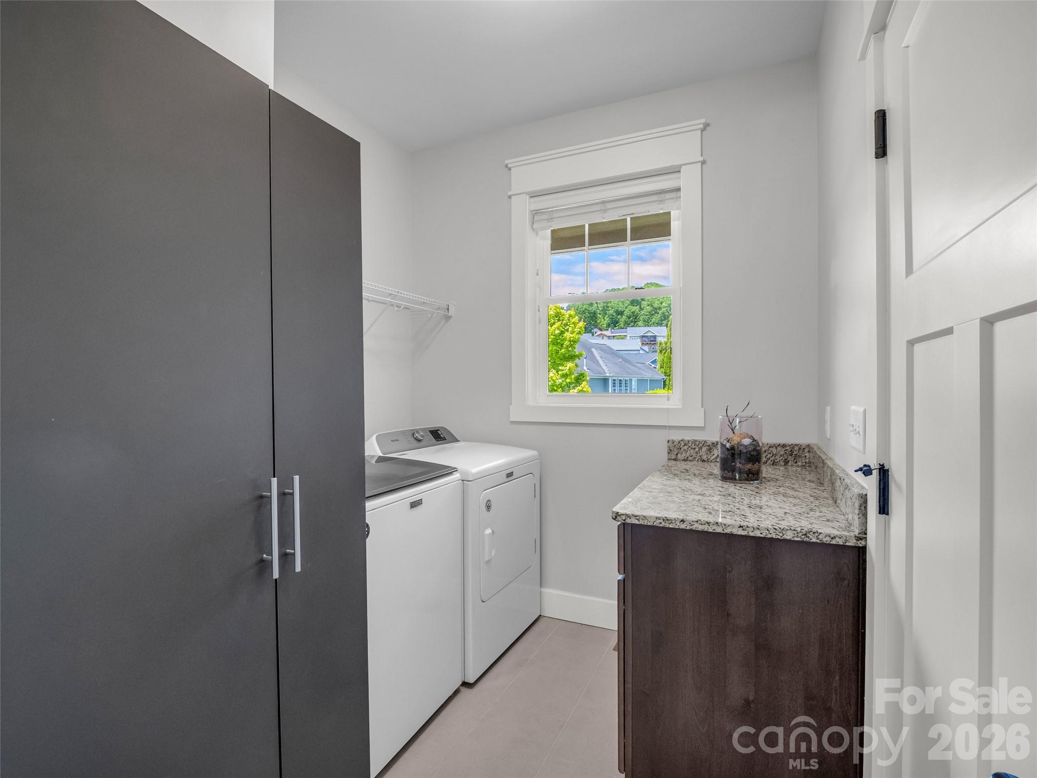 27 Spelter Street Hendersonville NC 28792