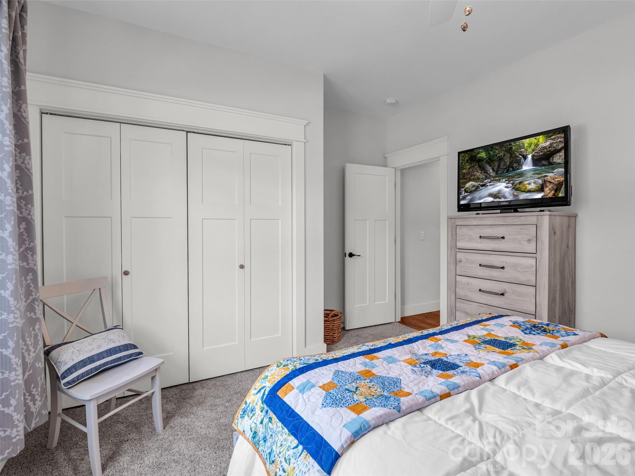 27 Spelter Street Hendersonville NC 28792