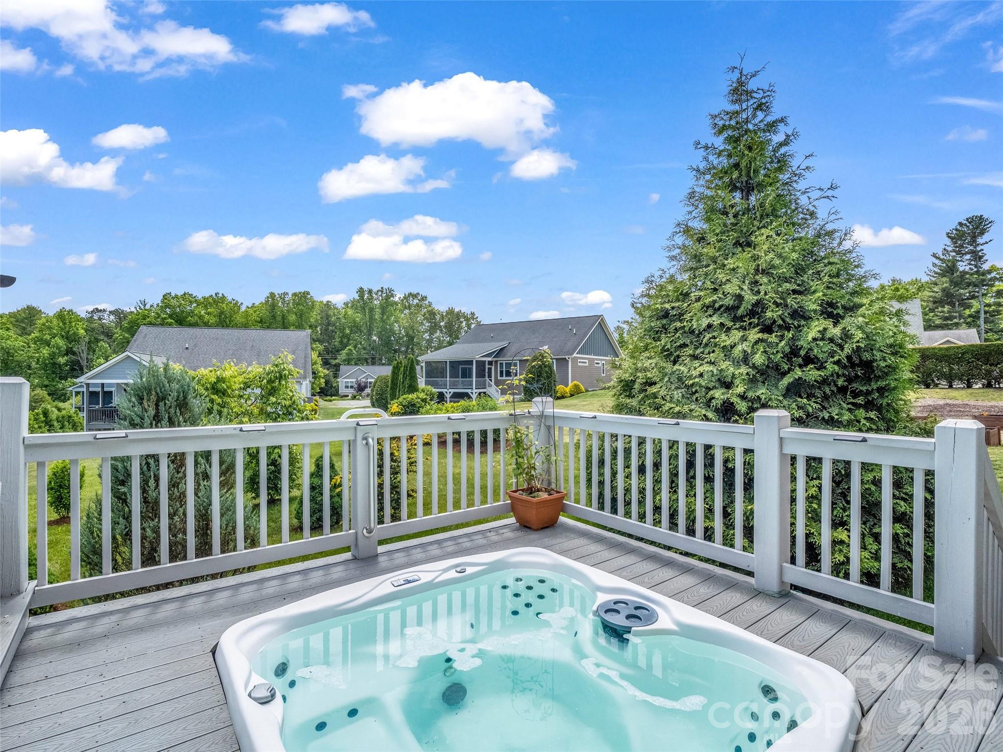 27 Spelter Street Hendersonville NC 28792