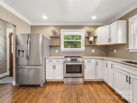 103 Aurora Drive Asheville NC 28805