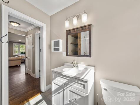 103 Aurora Drive Asheville NC 28805