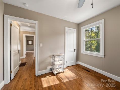 103 Aurora Drive Asheville NC 28805