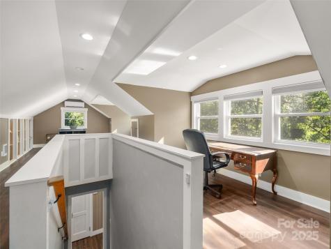 103 Aurora Drive Asheville NC 28805