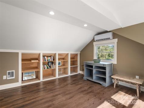 103 Aurora Drive Asheville NC 28805