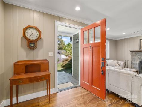 103 Aurora Drive Asheville NC 28805